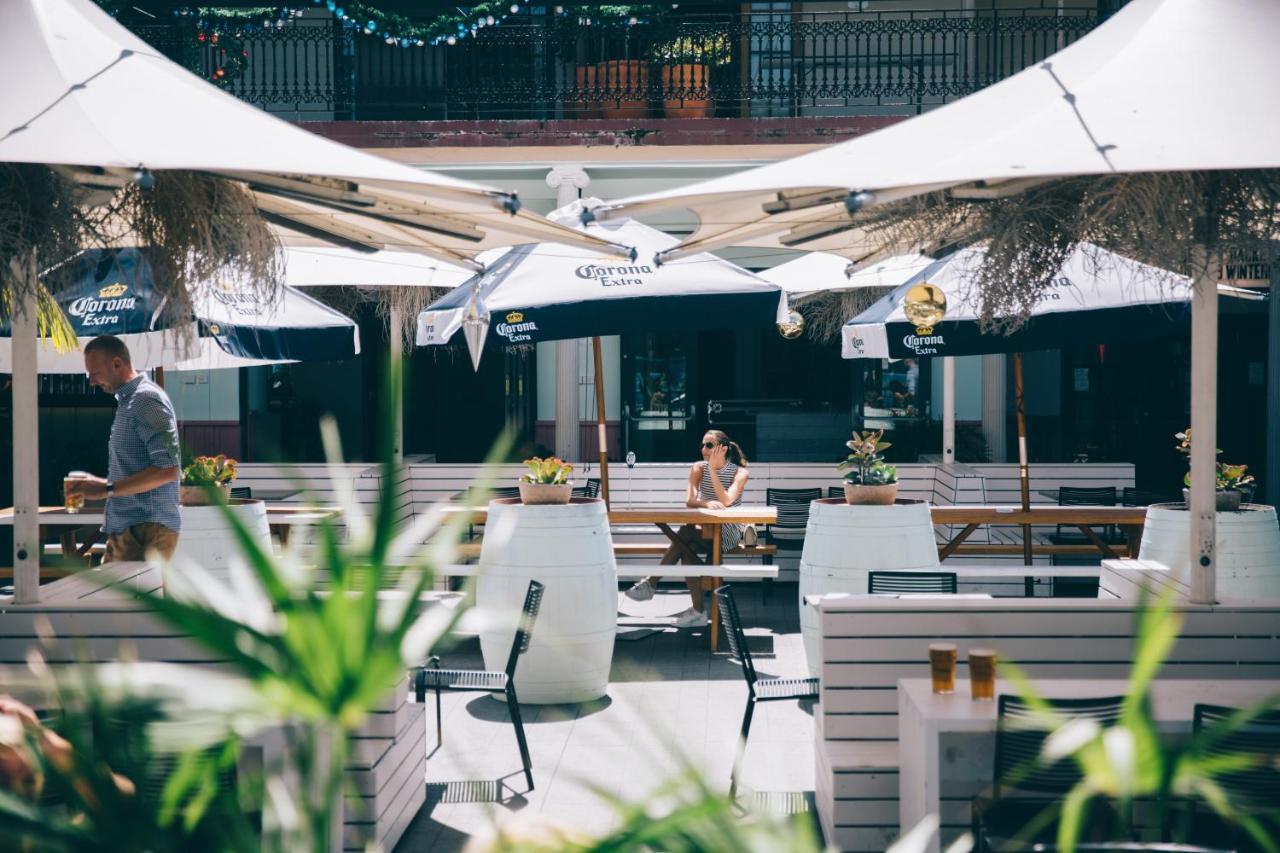 Coogee Bay Hotel Sydney Exterior photo